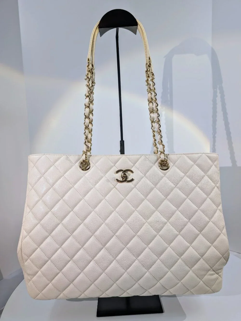 Chanel White Caviar Leather Classic Shopping Tote (GST) Turnlock Bag